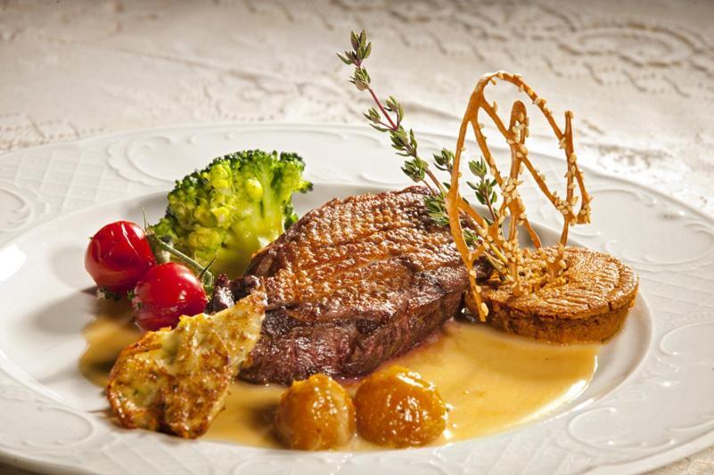 Chateau Des Monthairons Hotel Restaurant Gastromaison Spa Privatif Les Monthairons Zewnętrze zdjęcie